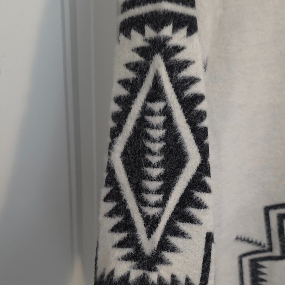 Venario Aztec Print Western Patterned Women's Cardigan - Woman's Size S - Picture 4 of 9
